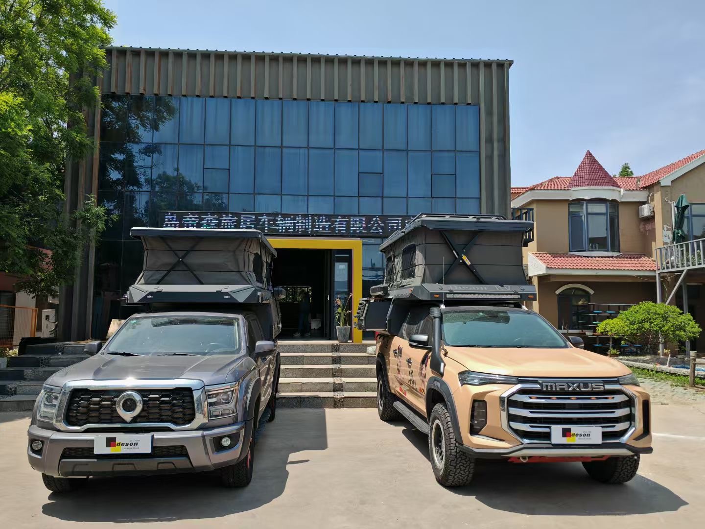 Aluminum off-road pop-up camper - Image 7