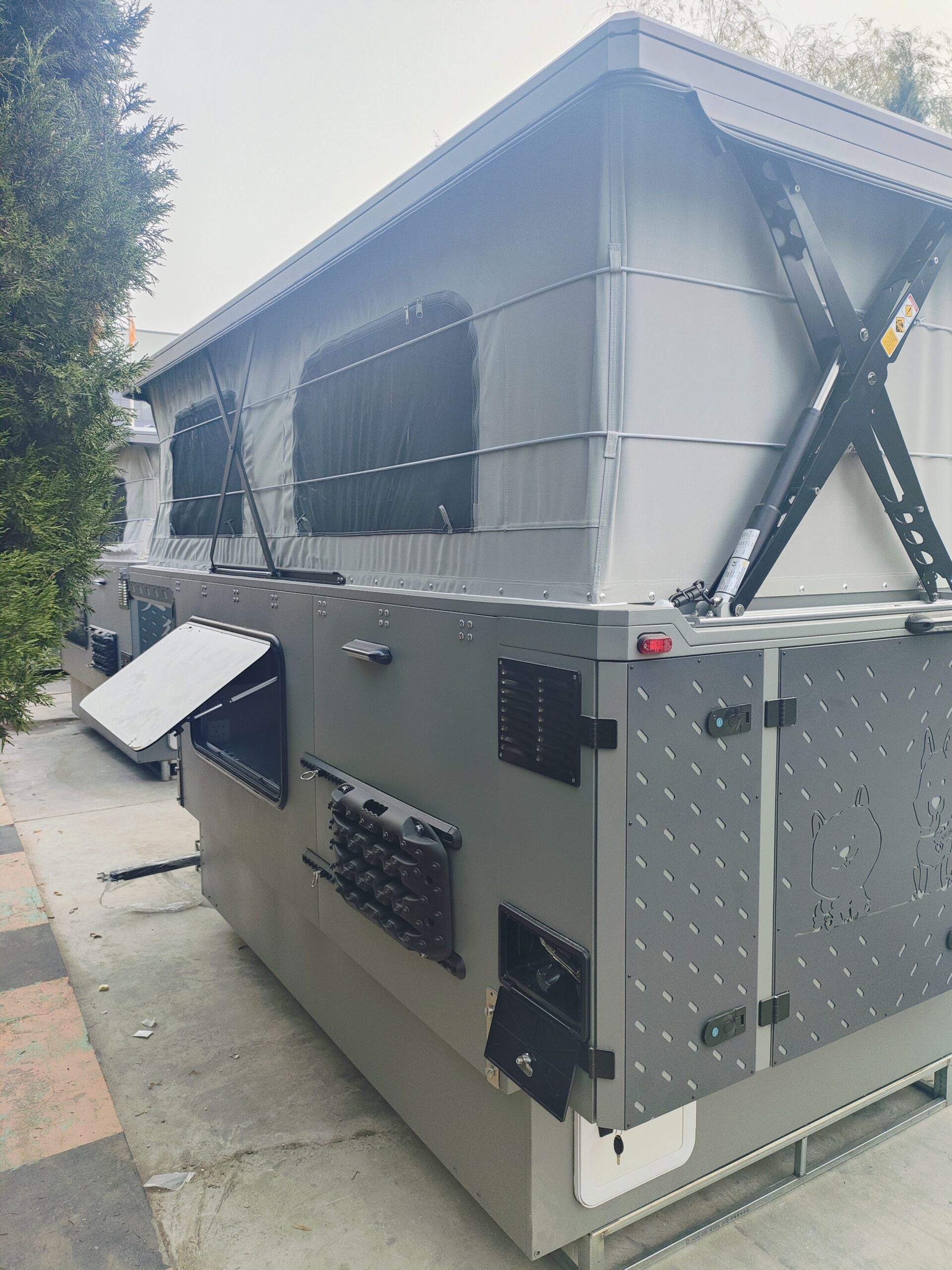 Truck camper - Image 6