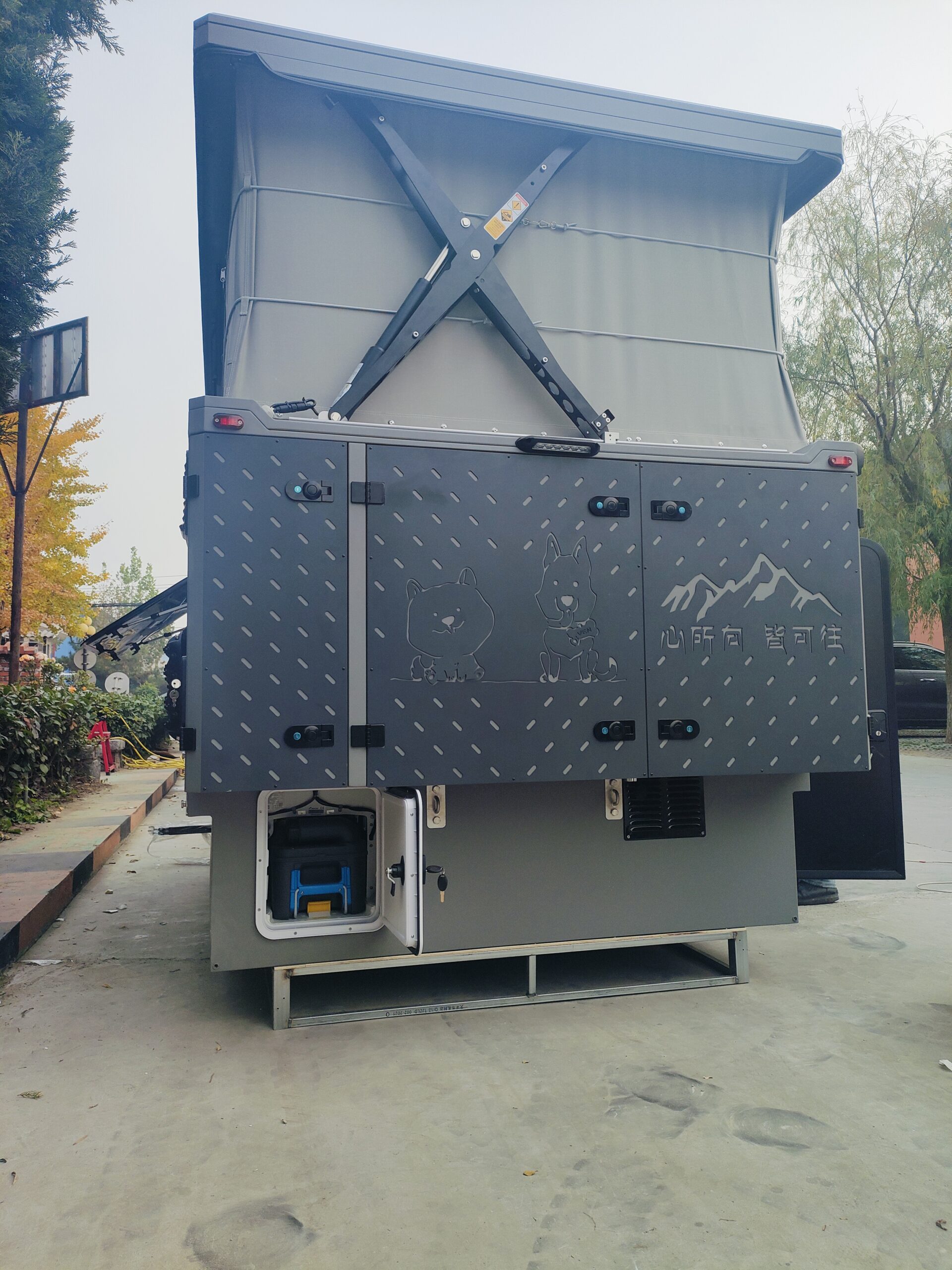 Truck camper - Image 7