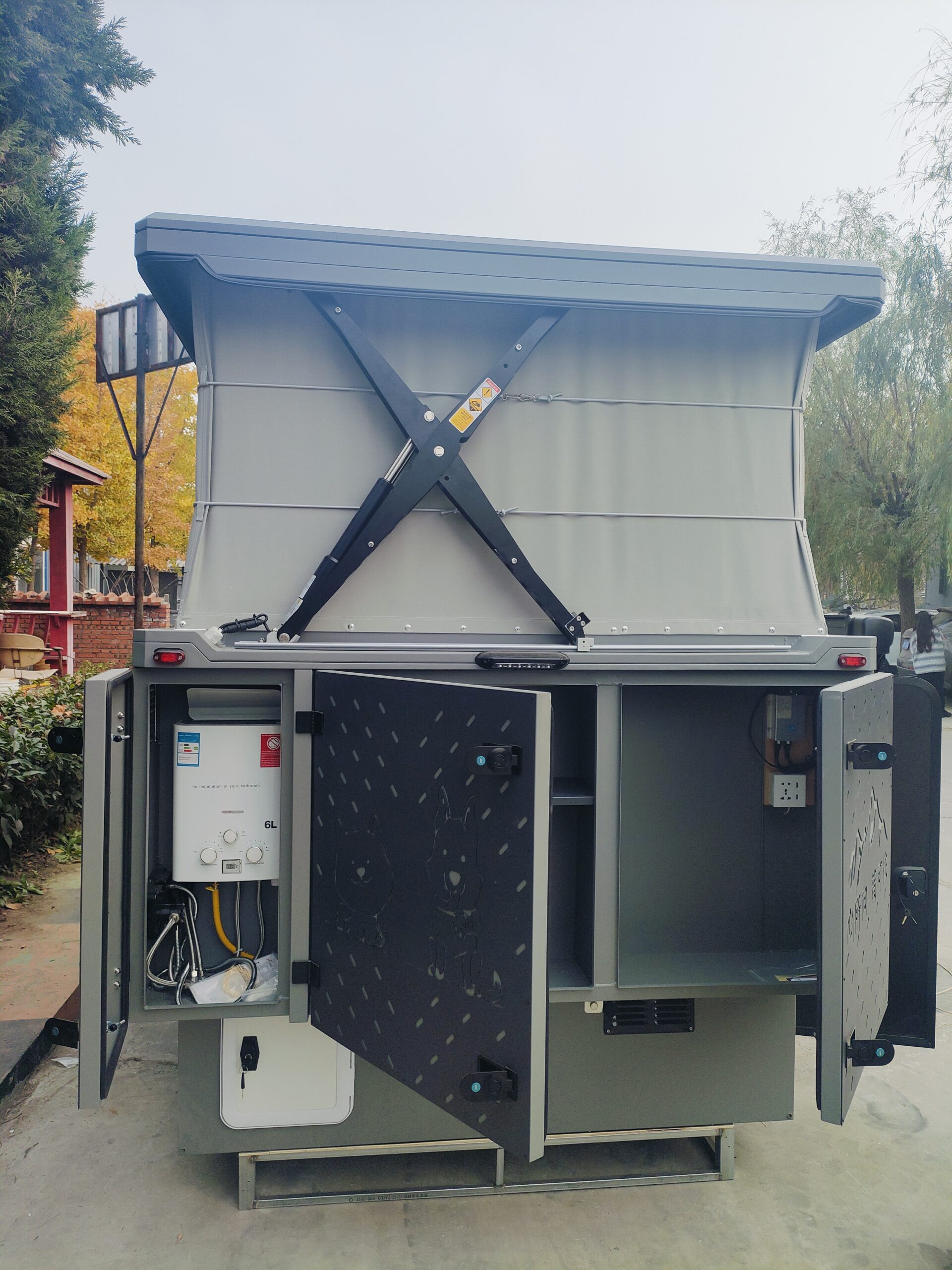 Truck camper - Image 8