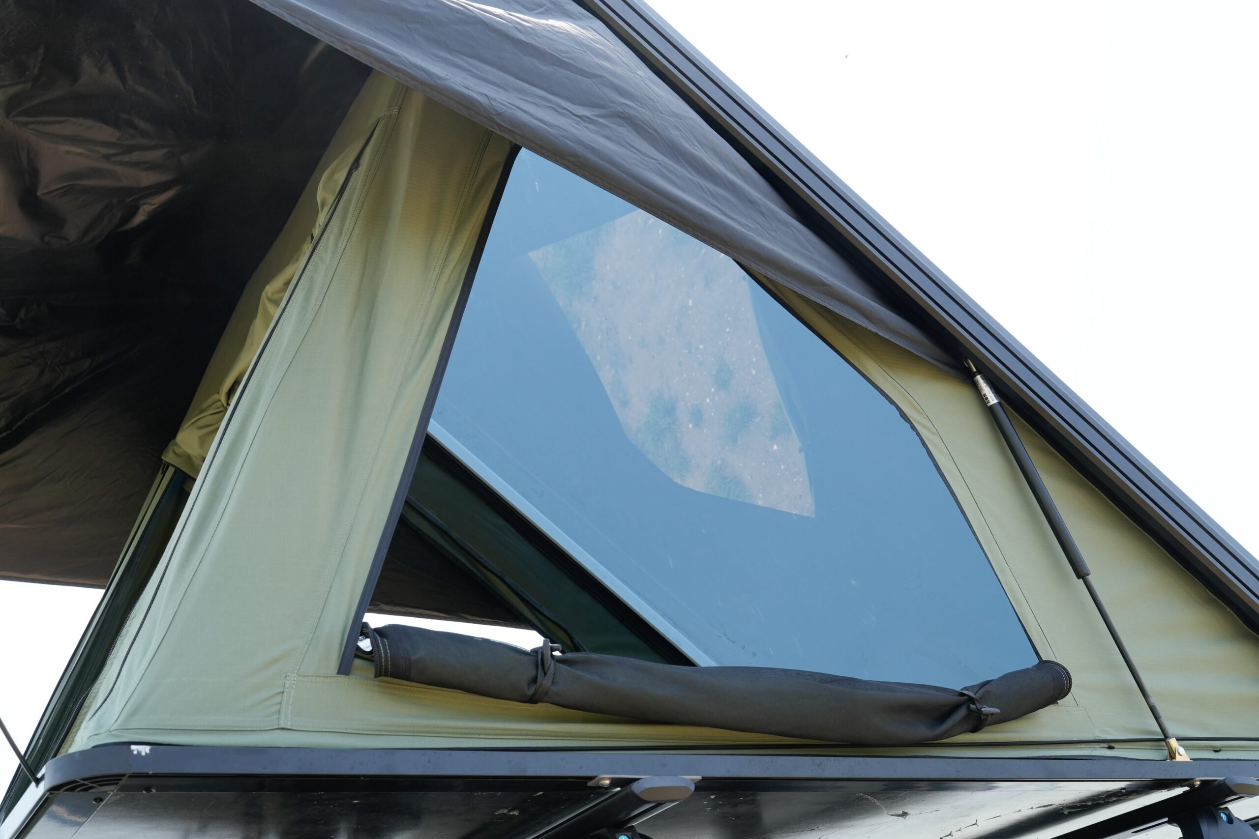 Roof tent (02) - Image 14