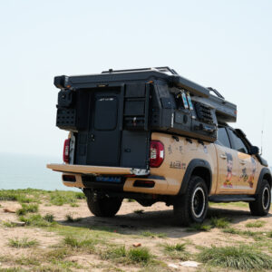 Aluminum off-road pop-up camper