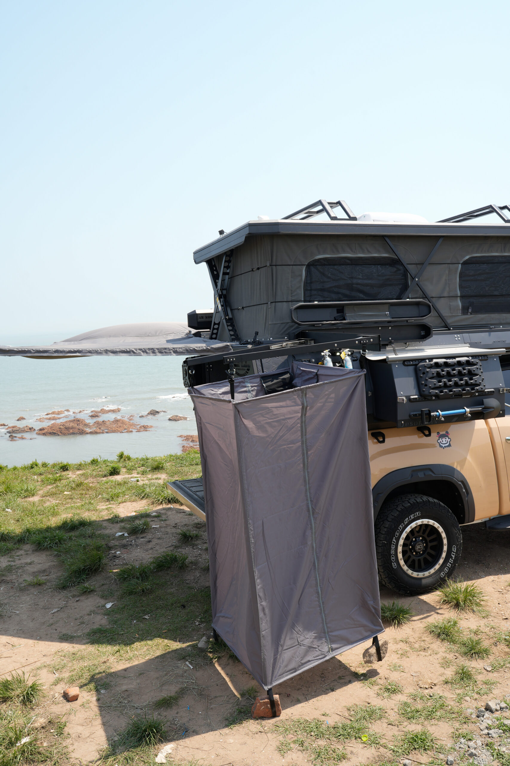 Aluminum off-road pop-up camper - Image 6