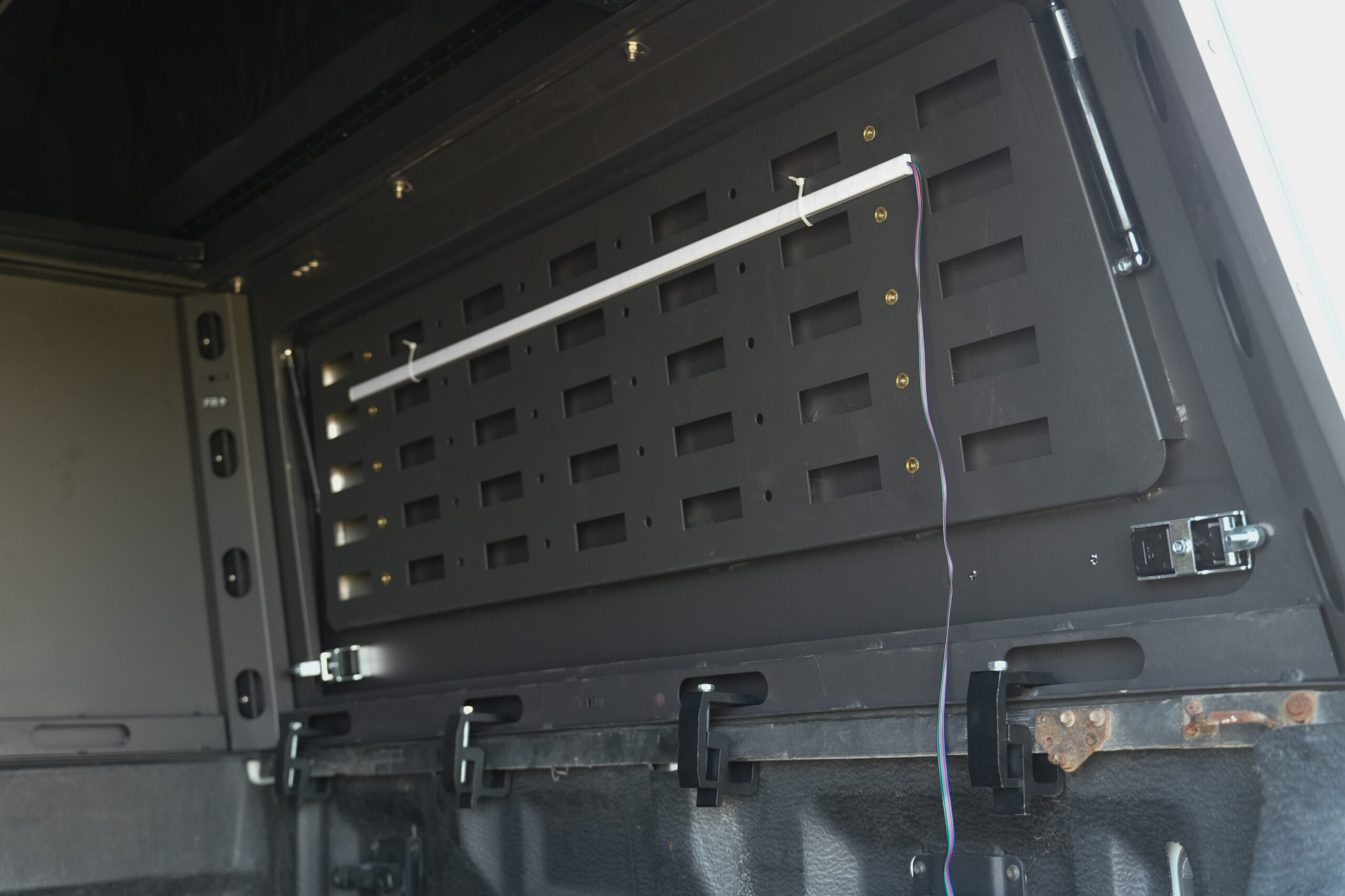 Truck toper(Hard tent) - Image 14