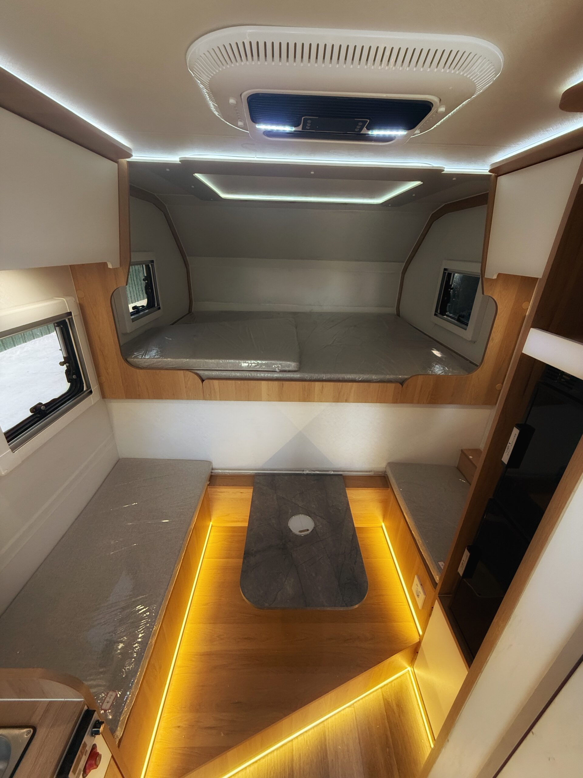 FRP hard roof pop-up camper(less than 6.5ft) - Image 5