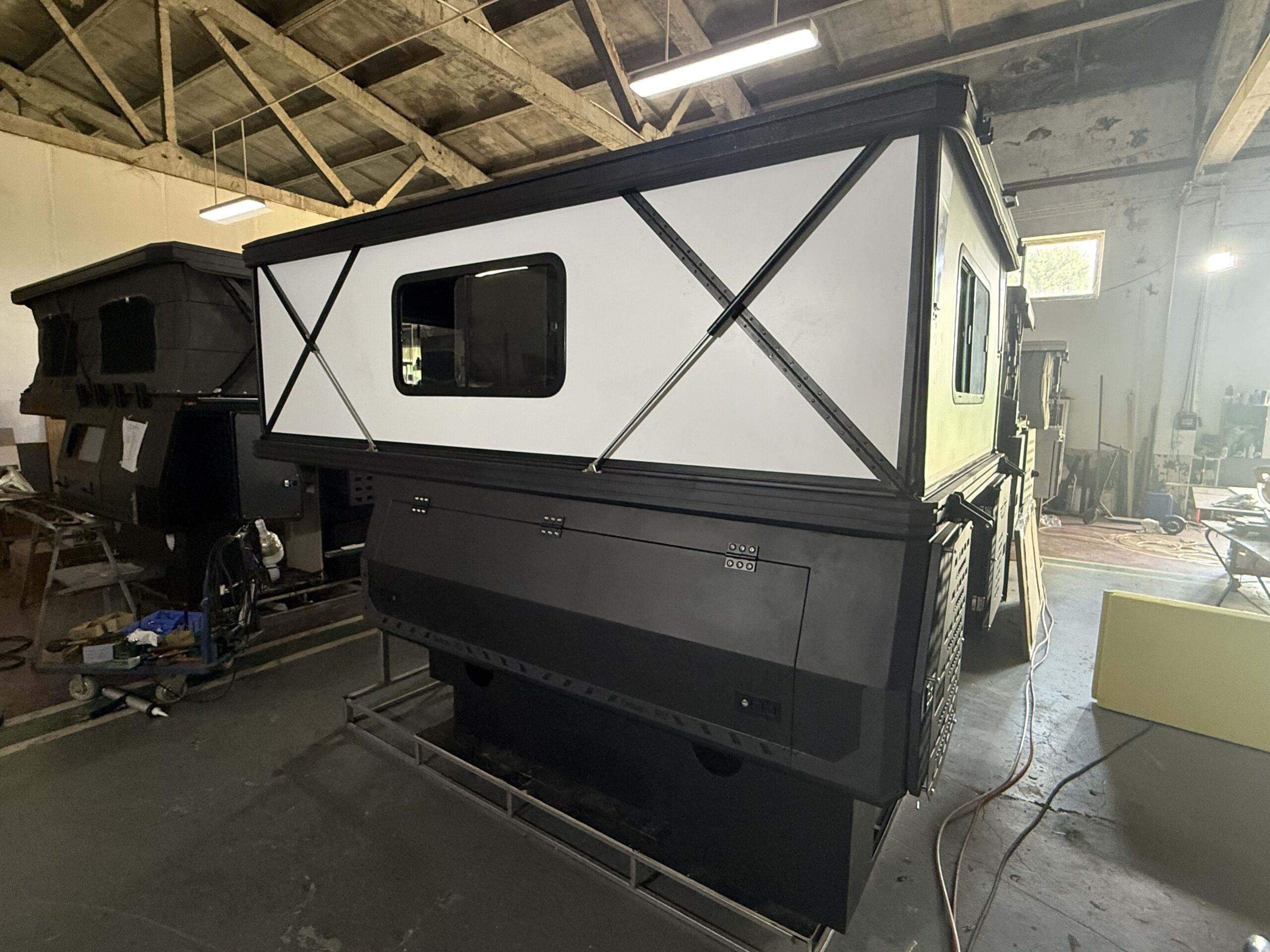 Aluminum hard roof pop-up camper(less than 6.5ft)