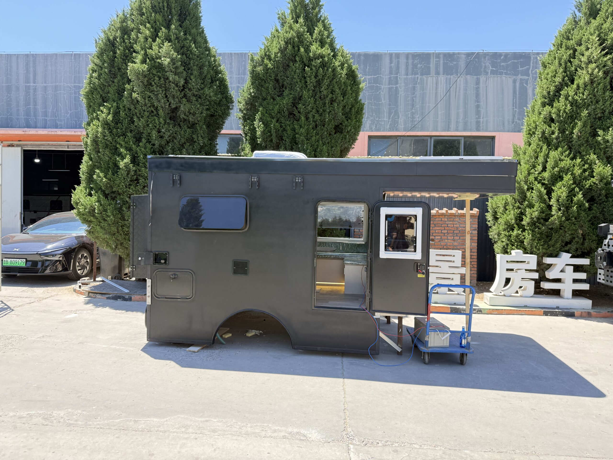 FRP hard roof pop-up camper(less than 6.5ft) - Image 7