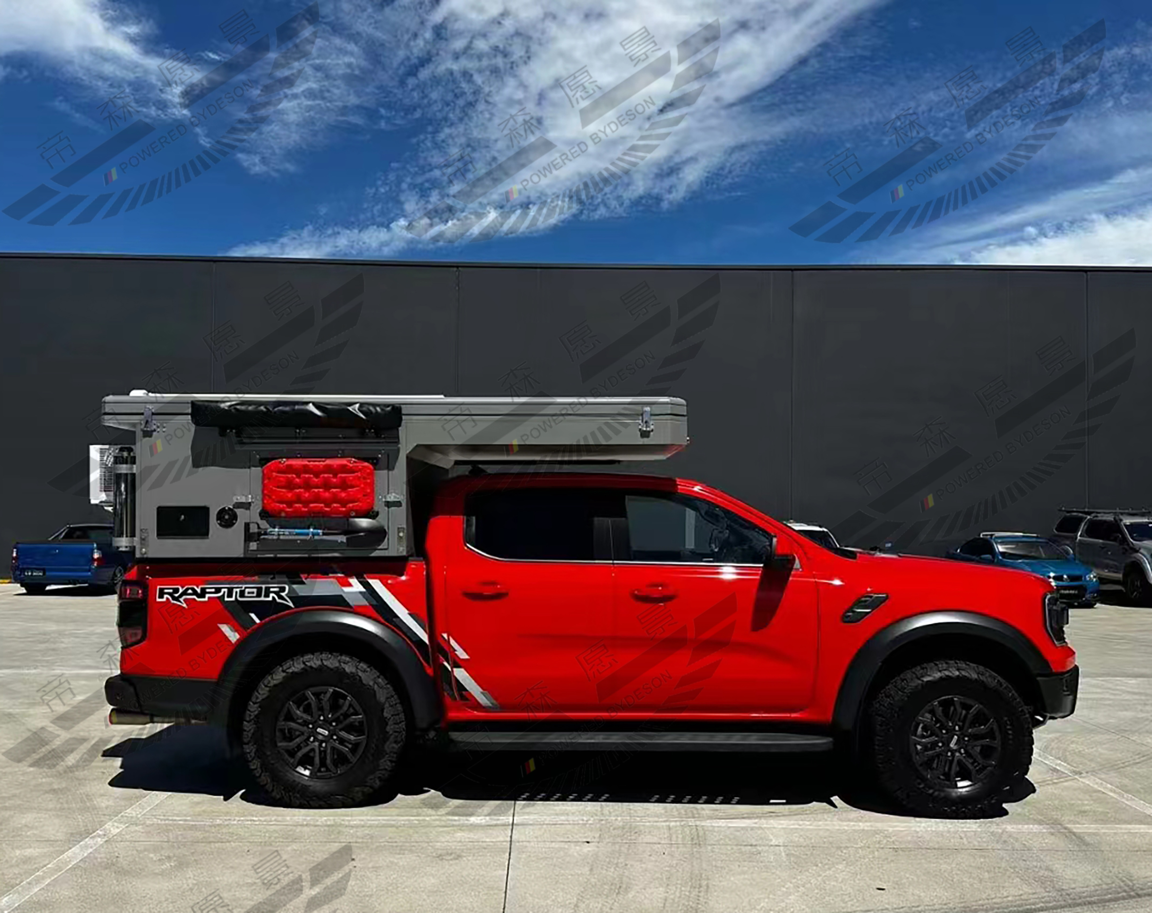 Aluminum pop-up camper - Image 4